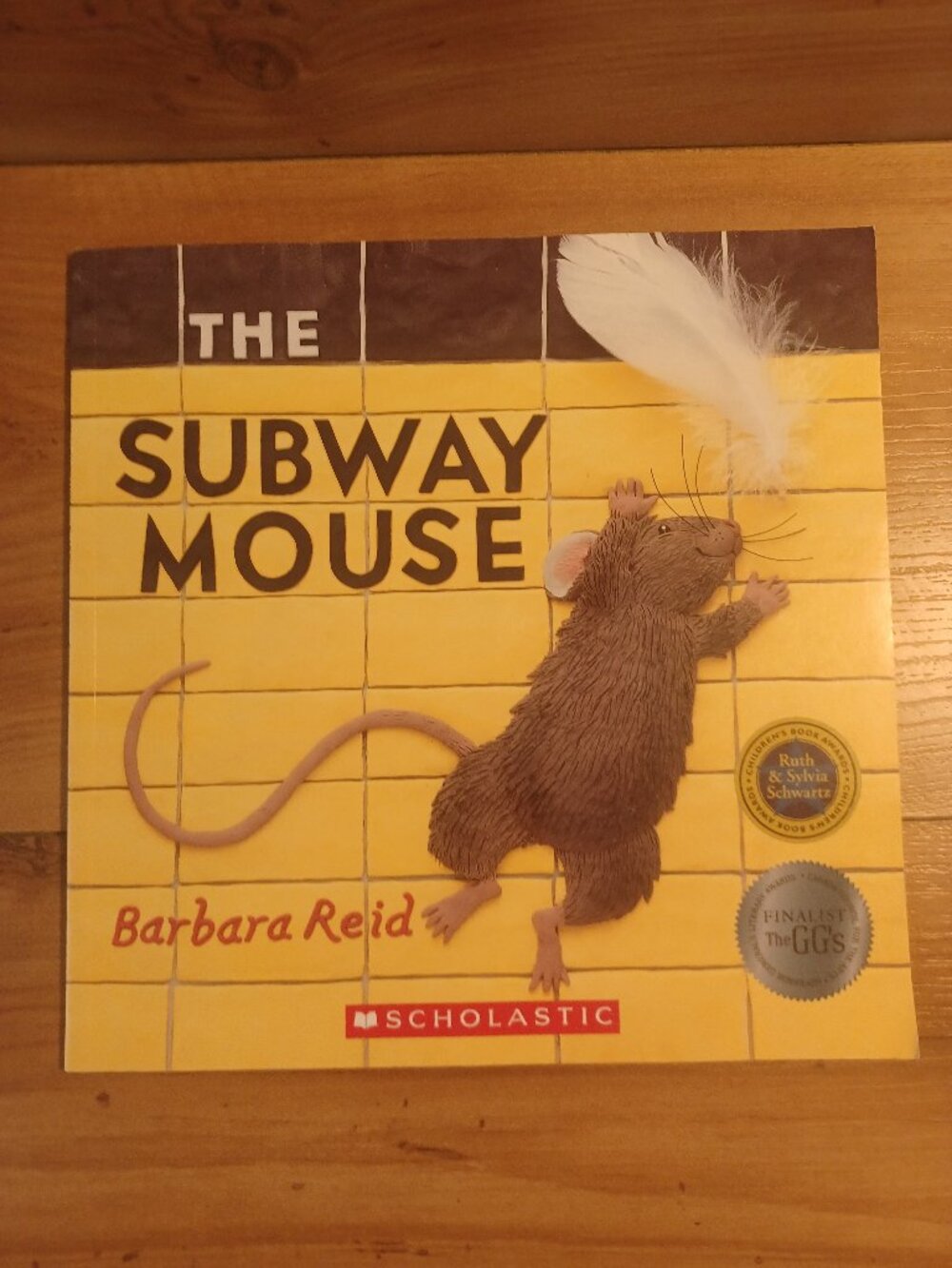 The subway Mouse By Barbara Reid Book